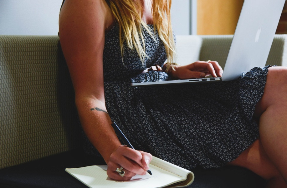 如何使用高级pdf编辑器MAC版优化pdf文件大小?