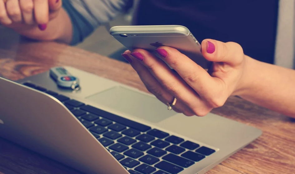 如何实现高级PDF编辑器高效word转pdf在线转换？