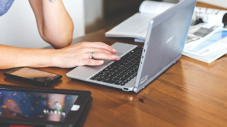 高级PDF编辑器编辑pdf文件的步骤是怎样的？