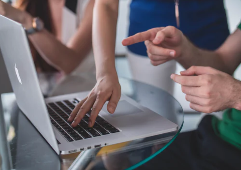 pdf编辑软件下载哪一款好？高级PDF编辑器有哪些功能