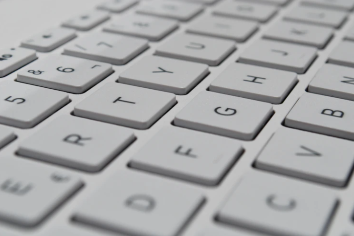 高级PDF编辑器的文件拆分应该如何处理