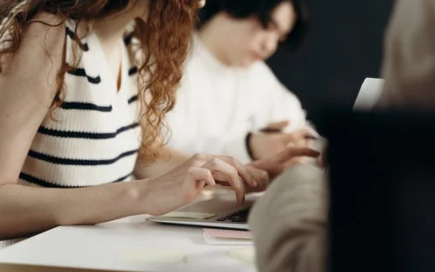 pdf在线转JPG的方法是什么？高级PDF编辑器为你解答