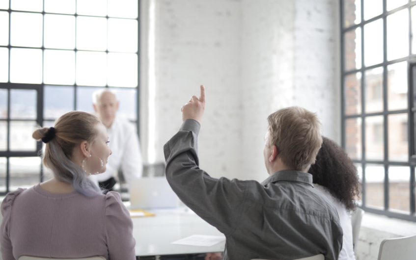 pdf怎么编辑文件中的文字？高级PDF编辑器让你快速修改文字