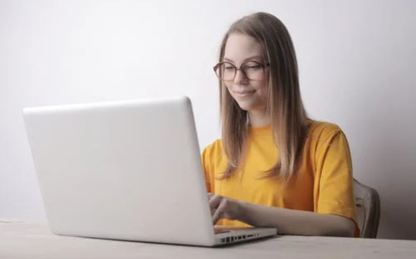 pdf免费编辑工具高级PDF编辑器的使用方法是什么？