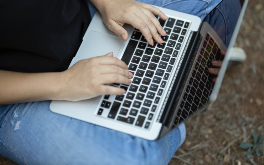 pdf转word可以转吗？怎样转换更轻松呢？下载一个高级PDF编辑器吧