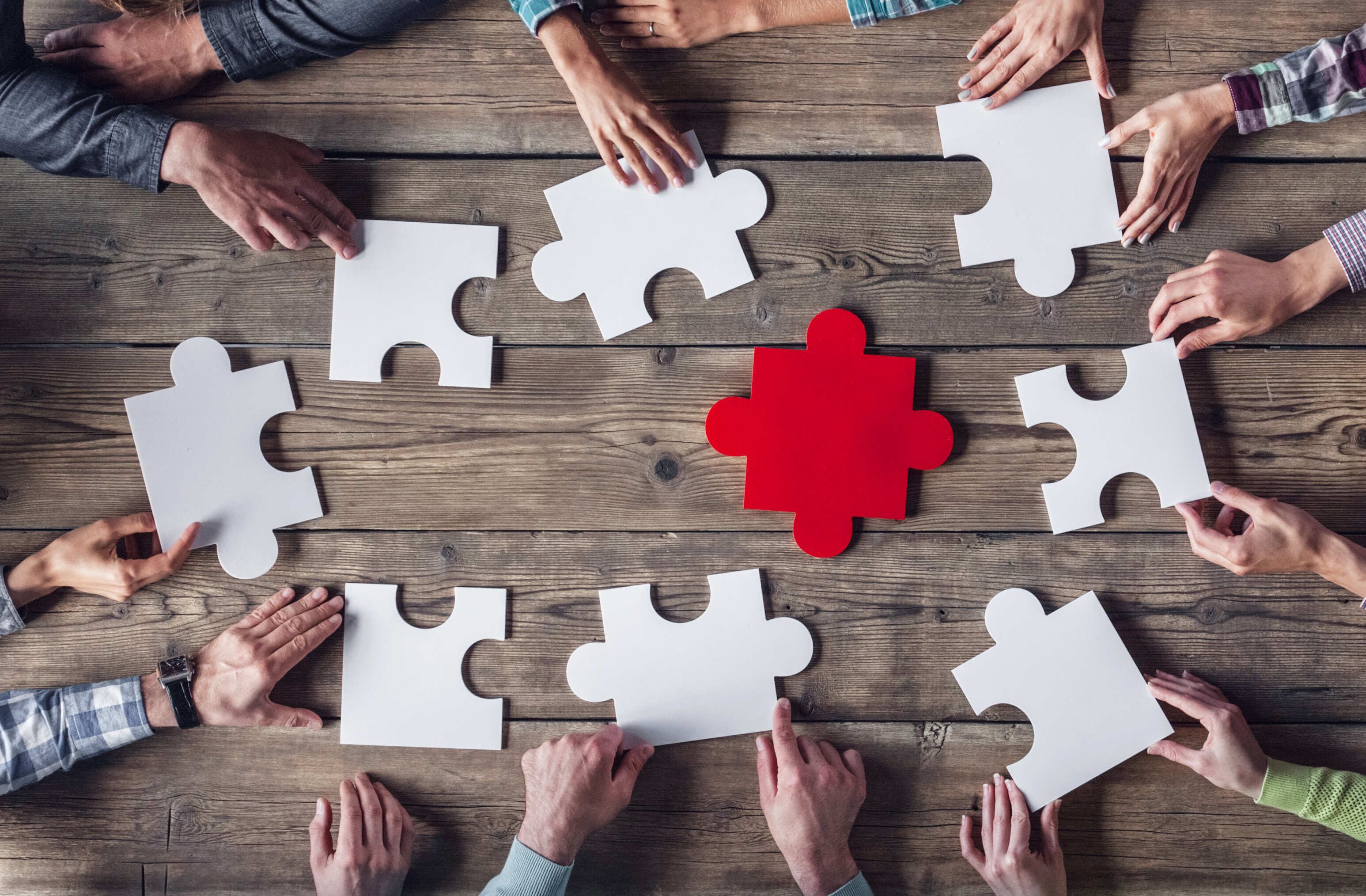 图片转换成pdf的免费软件高级PDF编辑器应该怎么使用？