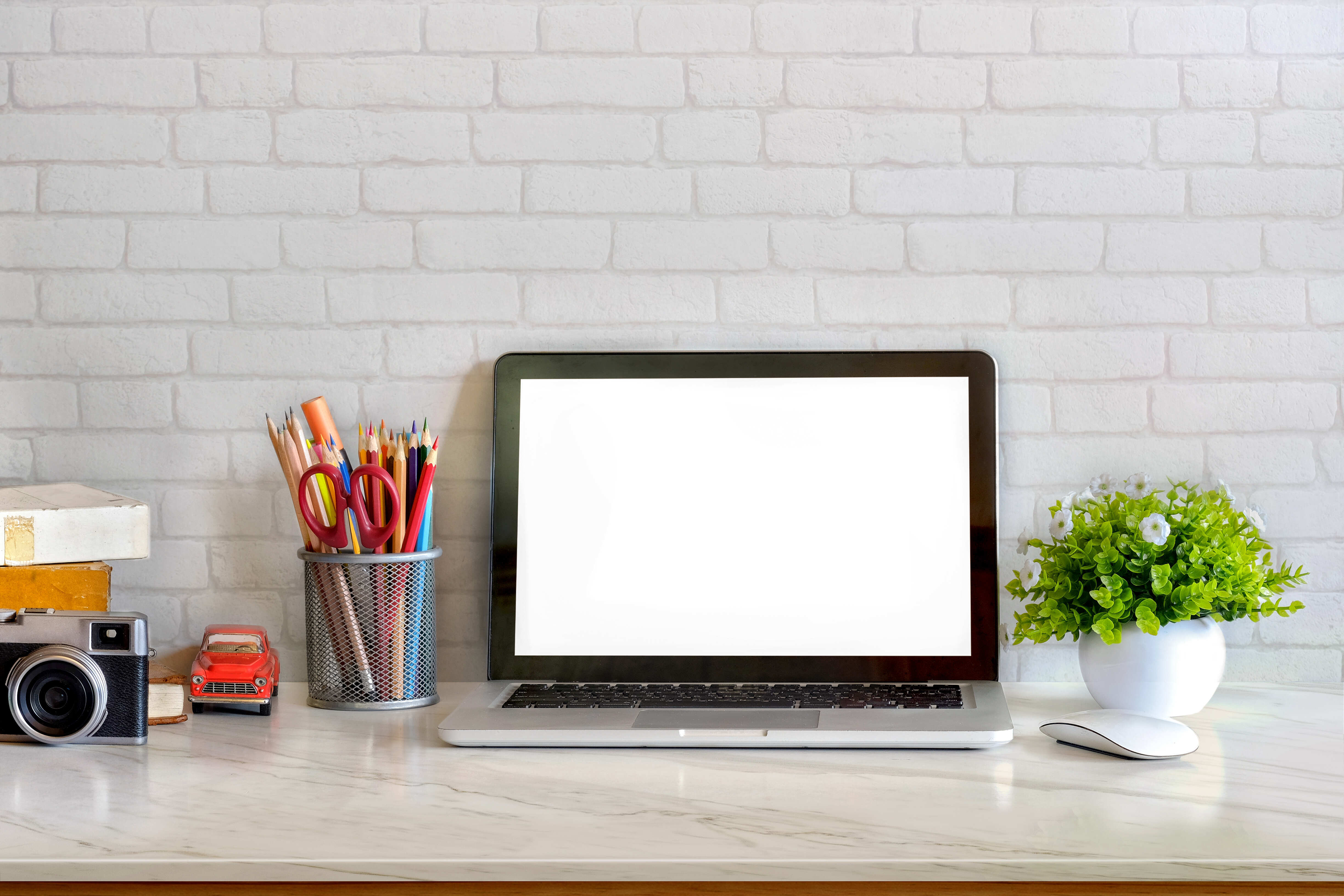 pdf转word的免费转换器哪个好？高级PDF编辑器怎么将pdf转换成word？