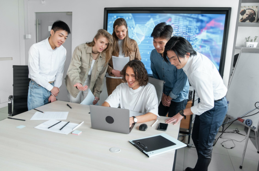 拆分pdf免费软件哪个好？高级PDF编辑器如何拆分pdf文档？