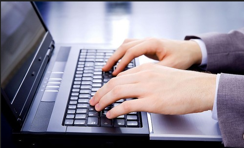 什么PDF压缩软件好用?两款实用软件推荐